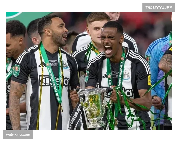 伊萨克转会僵局，瑞典前锋拒为纽卡效力欲投利物浦