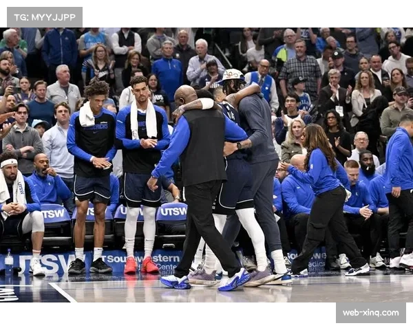 NBA杯收官日八强席位全部落位,湖人迎独行侠浓眉有望复出 NBA杯收官日八强席位全部落位,湖人迎独行侠浓眉有望复出