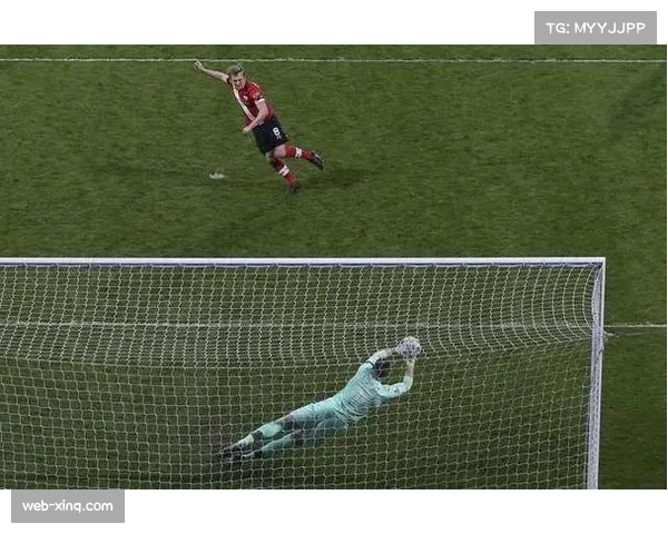 VAR技术夏季升级，英超测试半自动越位系统