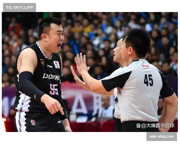 FIBA批准在半职业赛事中测试新型可穿戴裁判辅助设备